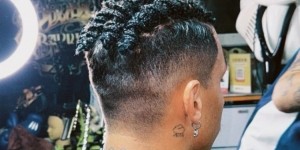 换个发型换个心情？克雷桑社媒晒在济南的理发照